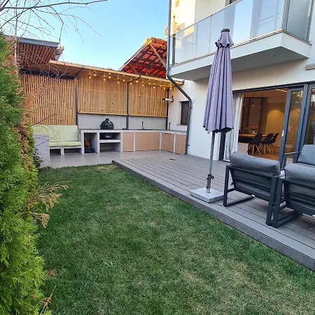 Chic - Premium Living *